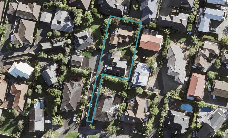 1/33 Deanna Drive, West Harbour, Auckland - Carousel 1