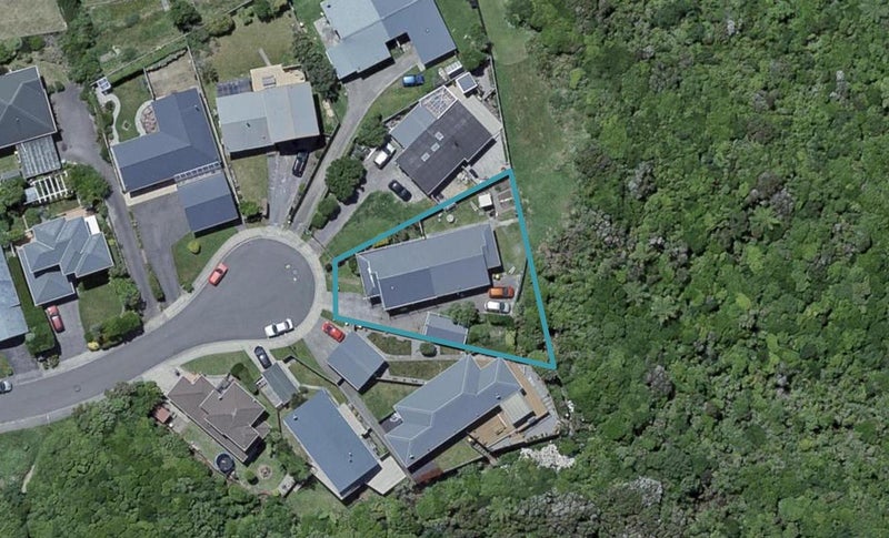 14A Bayswater Place, Newlands, Wellington - Carousel 1