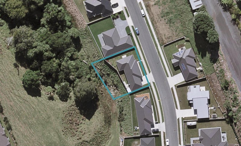 30 Cyrus Street, Whalers Gate, New Plymouth - Carousel 1