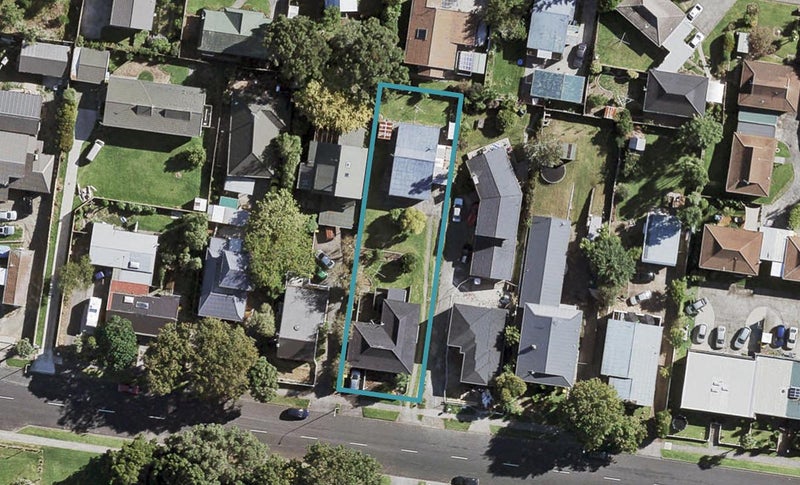 2/11 Roys Road, Weymouth, Auckland - Carousel 1
