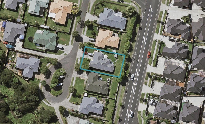 6 Watersfield Place, Flat Bush, Auckland - Carousel 1