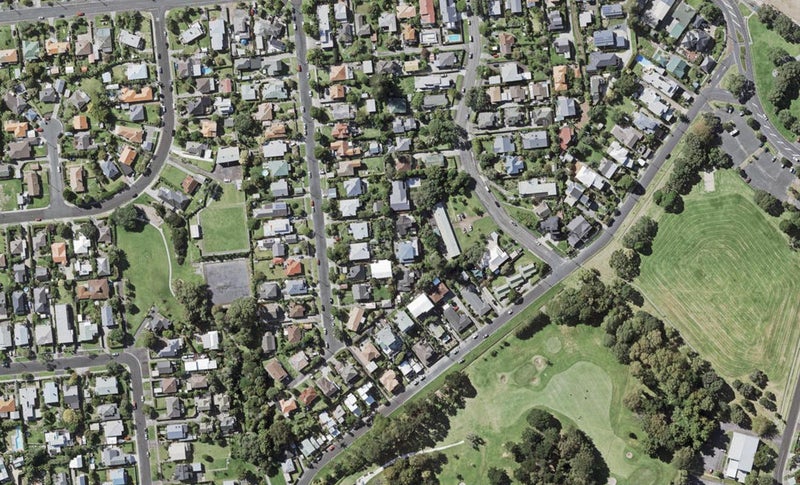 17A Niccol Avenue, Narrow Neck, Auckland - Carousel 1
