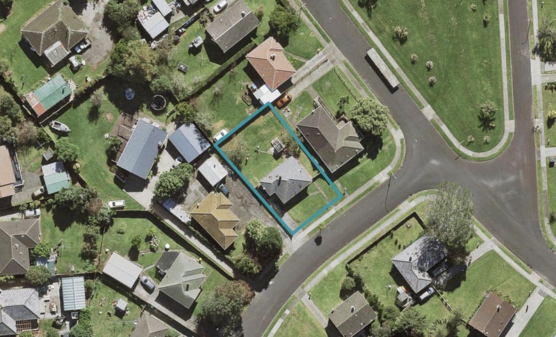 36 Mariner Street, Mangere, Auckland - Carousel 1