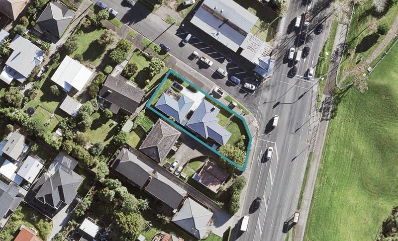 1487 Great North Road, Waterview, Auckland - Carousel 1