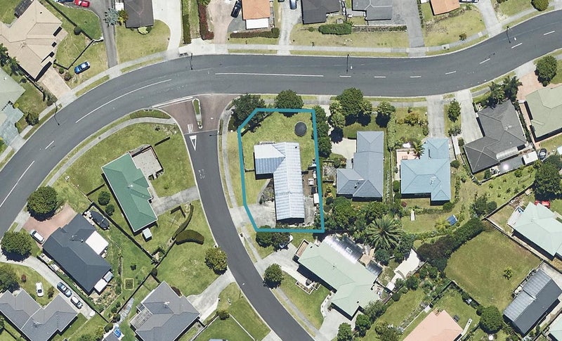 1 Tawhiri View, Pyes Pa, Tauranga - Carousel 1