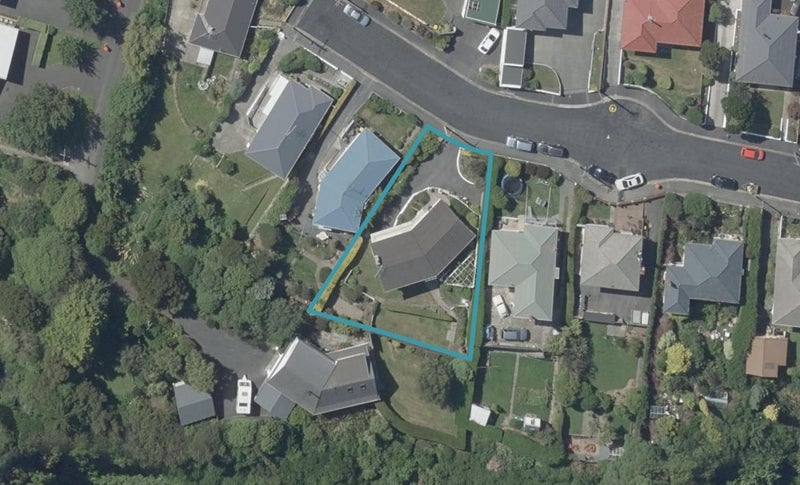 17 Warwick Street, Balaclava, Dunedin - Carousel 1