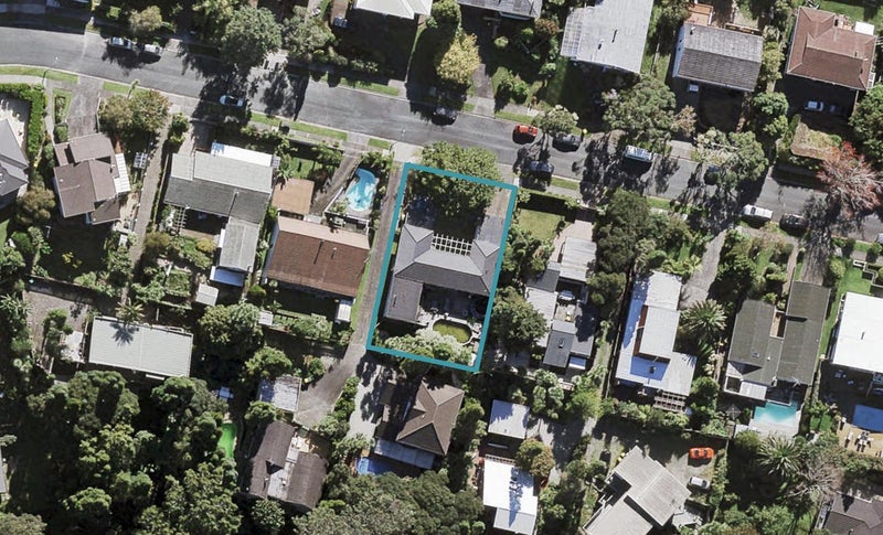 24 Barlow Place, Chatswood, Auckland - Carousel 1