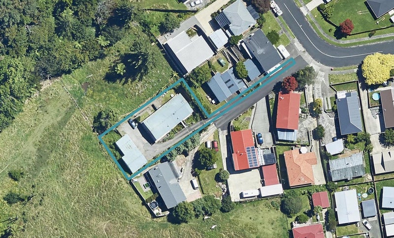 14B The Drive, Brookfield, Tauranga - Carousel 1