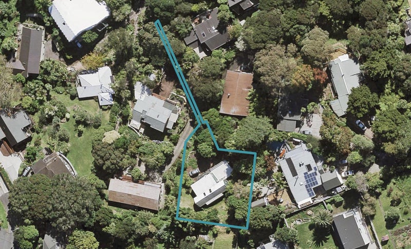 22 Trelawny Place, Hillcrest, Auckland - Carousel 1