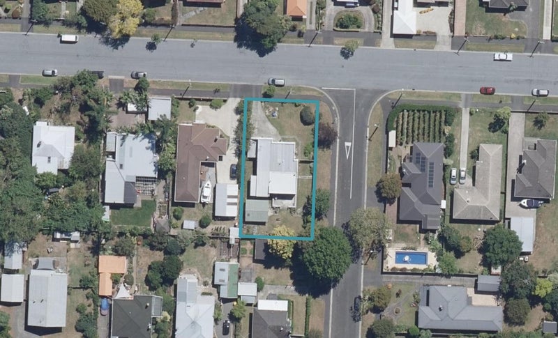 18 East Street, Claudelands, Hamilton - Carousel 1