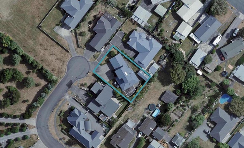 6 Rexwood Estate, Carterton, Carterton - Carousel 1