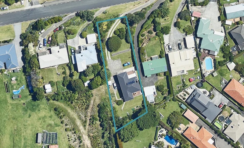 20 Sutherland Road, Brookfield, Tauranga - Carousel 1