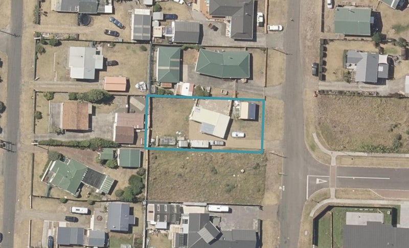 30 Barling Street, Himatangi Beach, Himatangi Beach - Carousel 1
