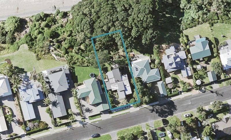 44 First View Avenue, Beachlands, Auckland - Carousel 1