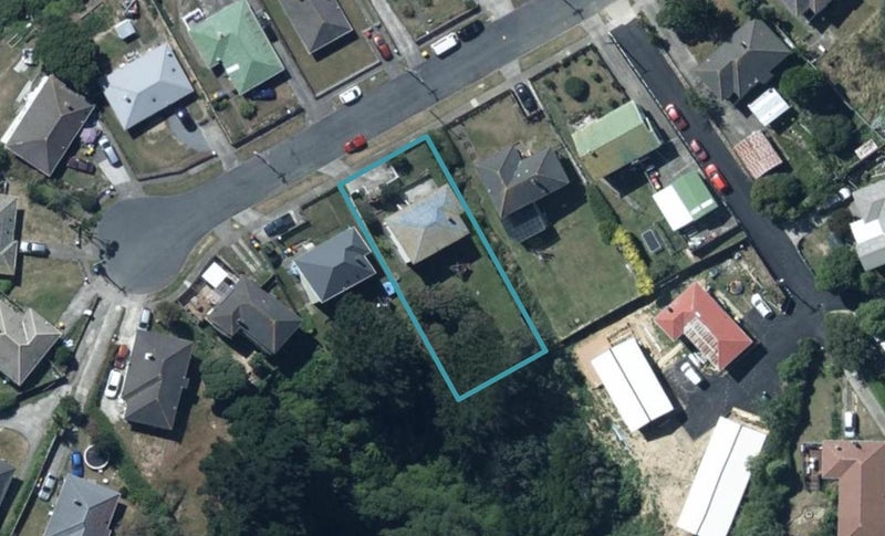 31 Dorset Grove, Cannons Creek, Porirua - Carousel 1