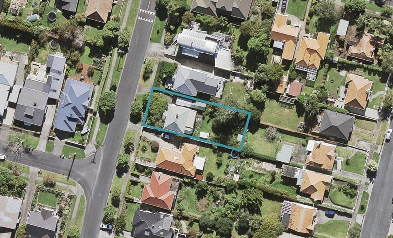 29 Goring Road, Sandringham, Auckland - Carousel 1