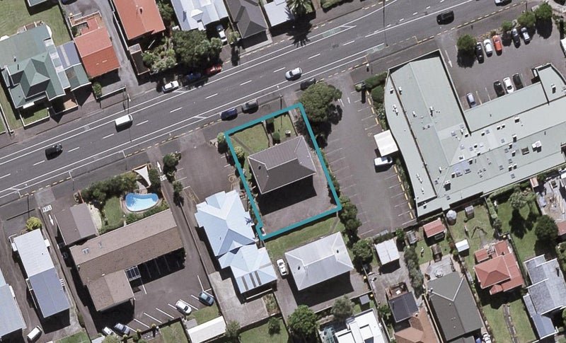 293 Devon Street West, New Plymouth, New Plymouth - Carousel 1