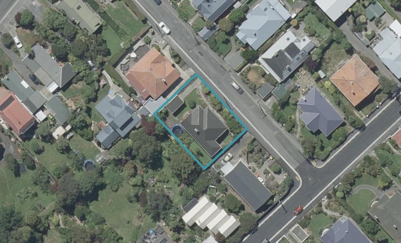 10 Farquharson Street, Opoho, Dunedin - Carousel 1