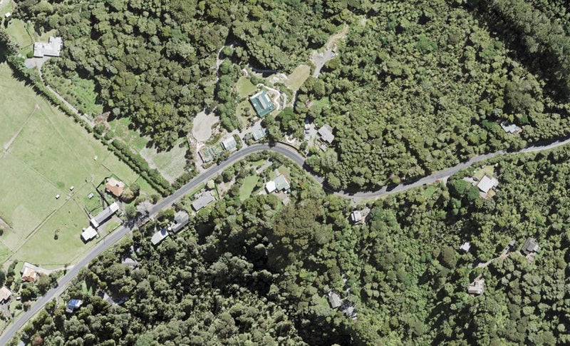 246 Forest Hill Road, Waiatarua, Auckland - Carousel 1