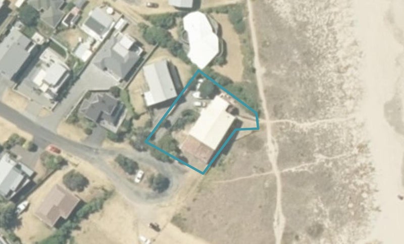 120A Saint Patricks Row, Whangamata, Whangamatā - Carousel 1
