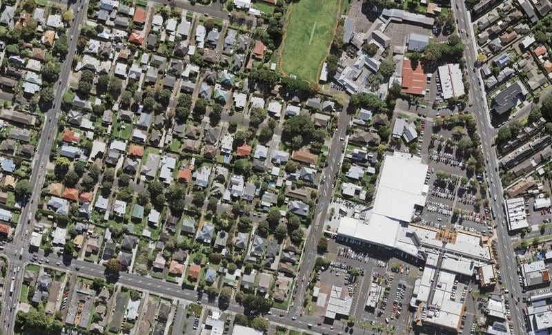 7/2 Oak Street, Royal Oak, Auckland - Carousel 1