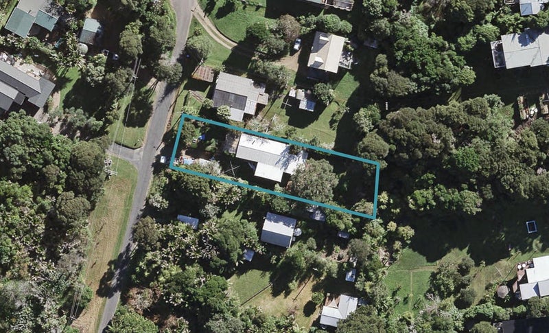 23 Valley Road, Omiha, Waiheke Island - Carousel 1