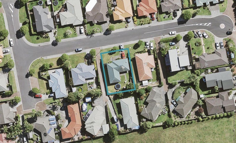 38 View Ridge Drive, Ranui, Auckland - Carousel 1