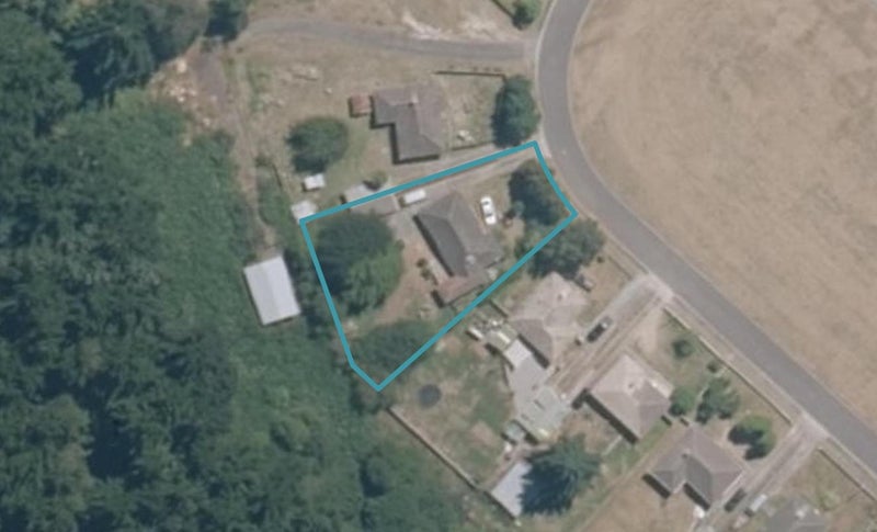 9 Raukawa Crescent, Wairakei, Taupo - Carousel 1