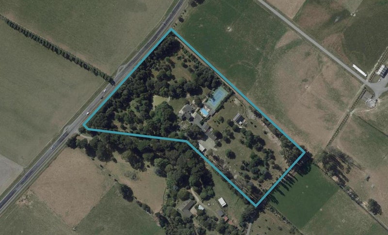 471 Birchs Road, Christchurch - Carousel 1