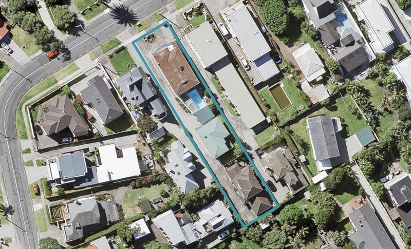 1/48 Takutai Avenue, Half Moon Bay, Auckland - Carousel 1