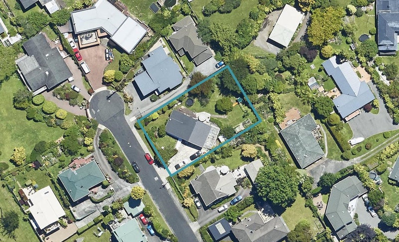 5 Pah Road, Kawaha Point, Rotorua - Carousel 1