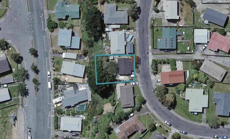 24 Tobago Crescent, Grenada North, Wellington - Carousel 1