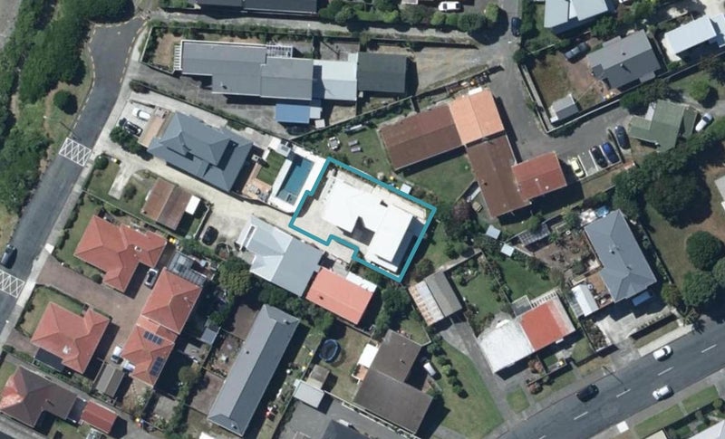 4A Beach Road, Titahi Bay, Porirua - Carousel 1