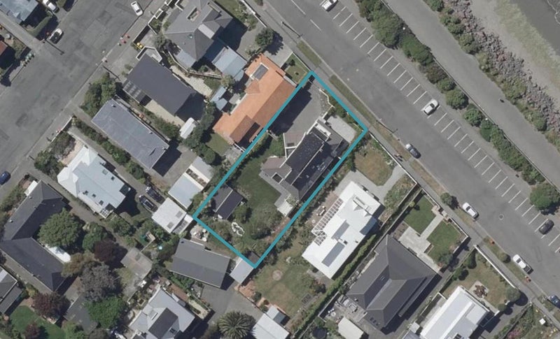 70 Esplanade, Sumner, Christchurch - Carousel 1