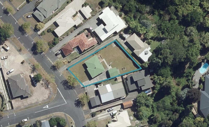 20 McNicol Street, Fairfield, Hamilton - Carousel 1