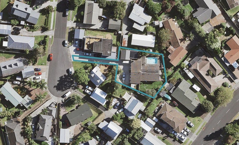 36 Pinehurst Place, Wattle Downs, Auckland - Carousel 1