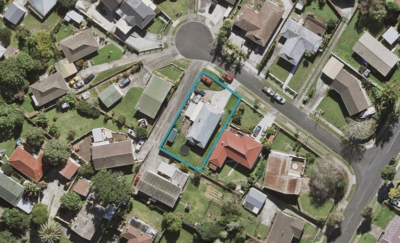 6 Bendale Place, Papatoetoe, Auckland - Carousel 1