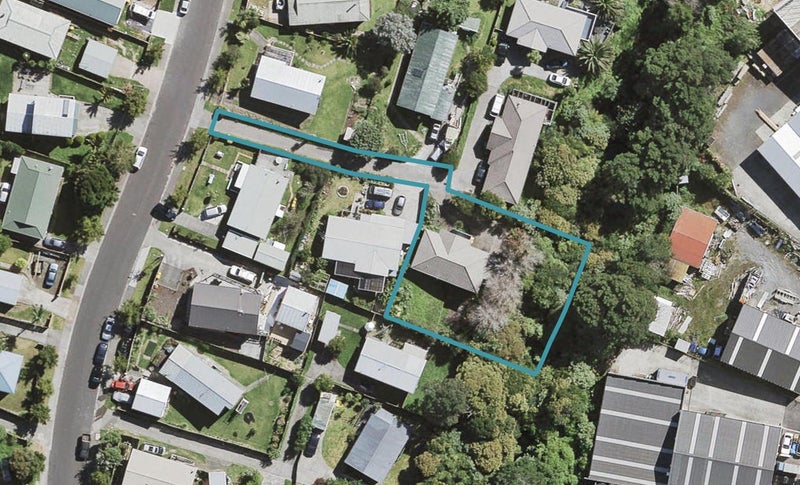 30B Riserra Drive, Ranui, Auckland - Carousel 1