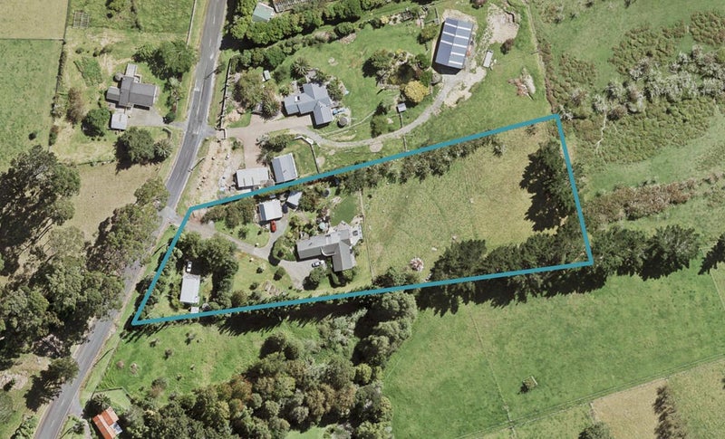 41 Puke Road, Kumeu - Carousel 1
