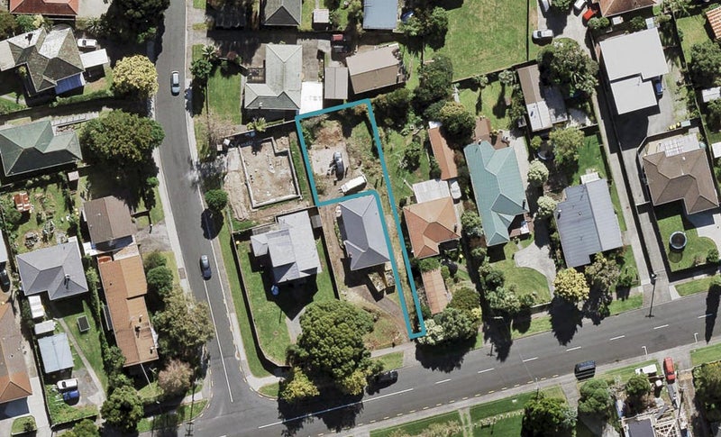 31A Taikata Road, Te Atatu Peninsula, Auckland - Carousel 1