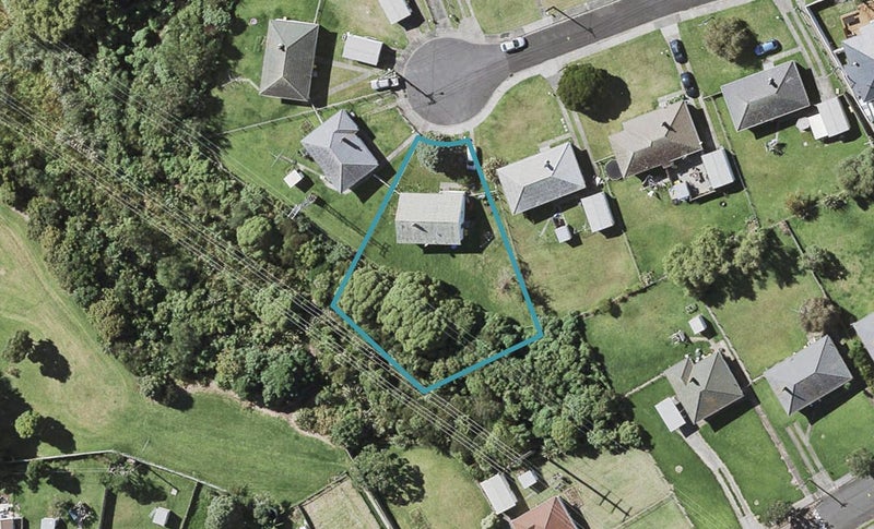 28 Corrella Road, Belmont, Auckland - Carousel 1