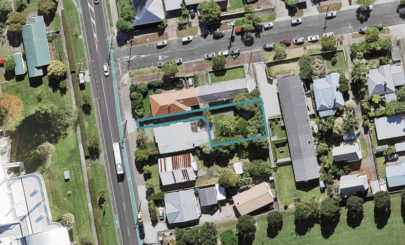 116A Carrington Road, Mount Albert, Auckland - Carousel 1