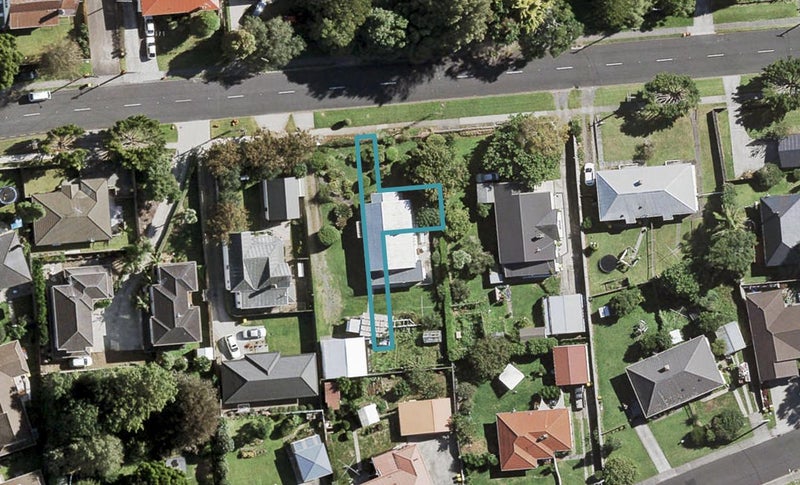 2/16 Clark Road, Pahurehure, Papakura - Carousel 1