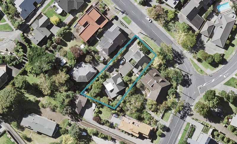 2/122 Mellons Bay Road, Mellons Bay, Auckland - Carousel 1