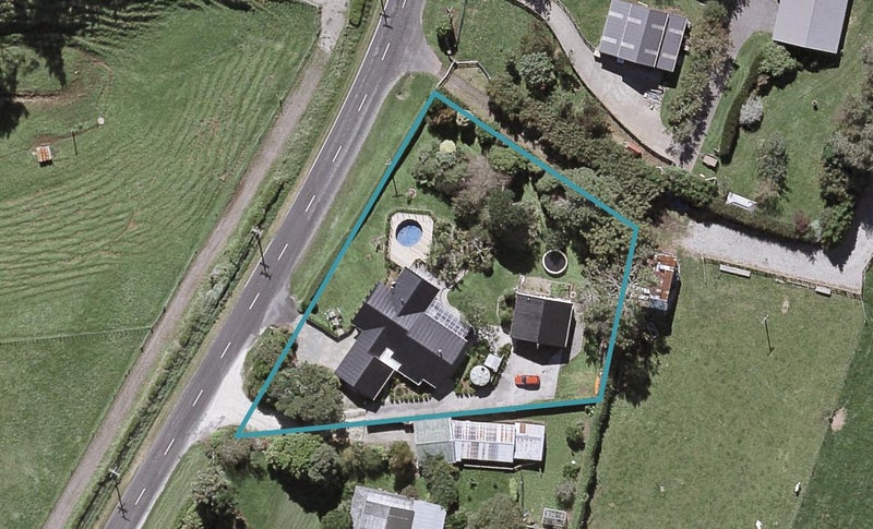 403 Smart Road, Hillsborough, New Plymouth - Carousel 1