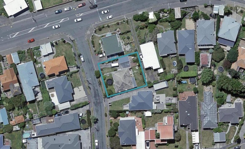 5 Bentinck Avenue, Strathmore Park, Wellington - Carousel 1