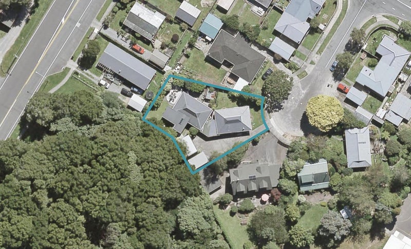 6A Agate Grove, Birchville, Upper Hutt - Carousel 1