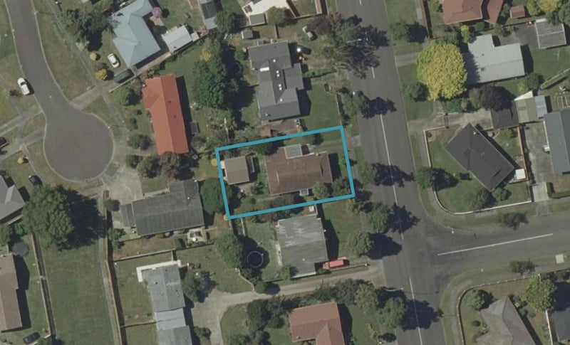 22 Amberley Avenue, Westbrook, Palmerston North - Carousel 1