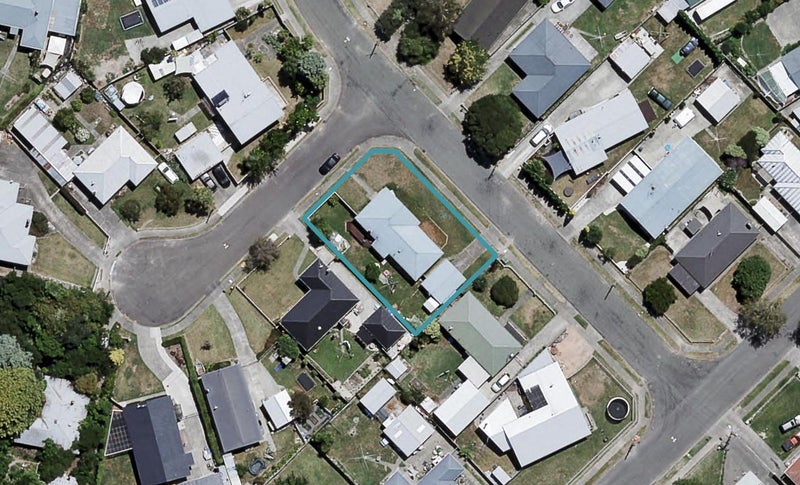 7 Watters Place, Onekawa, Napier - Carousel 1