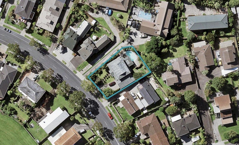 5 Bramley Drive, Farm Cove, Auckland - Carousel 1
